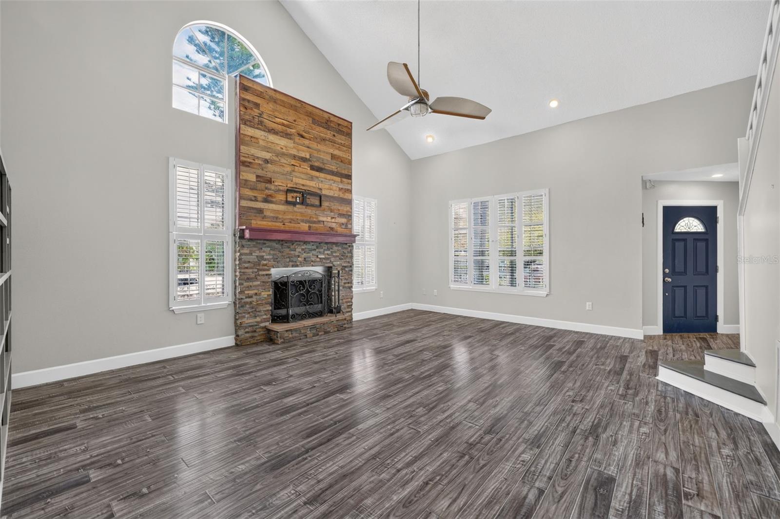 SUNSET HILLS REP - Residential