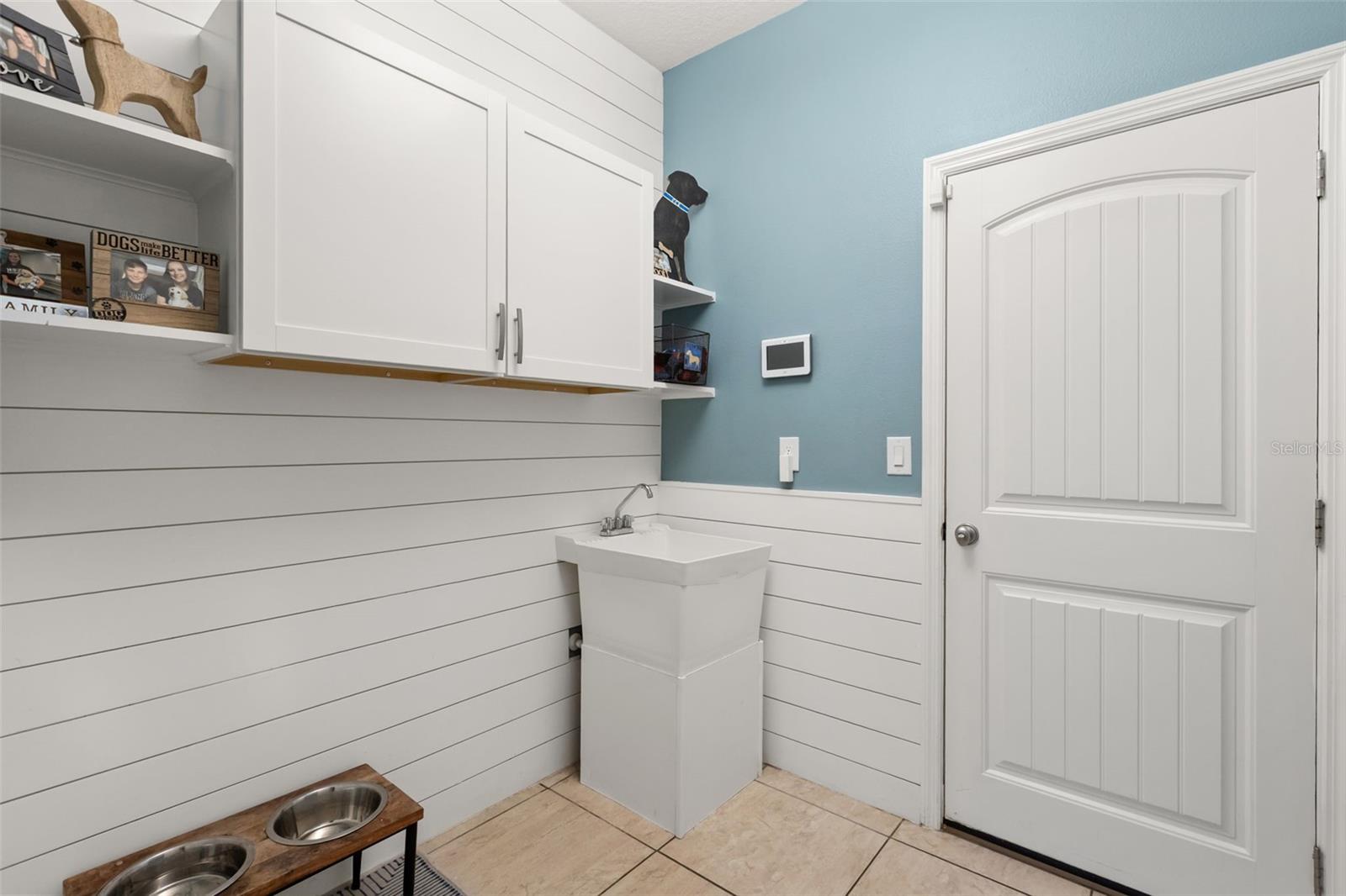 LAKE COVE POINTE - Residential