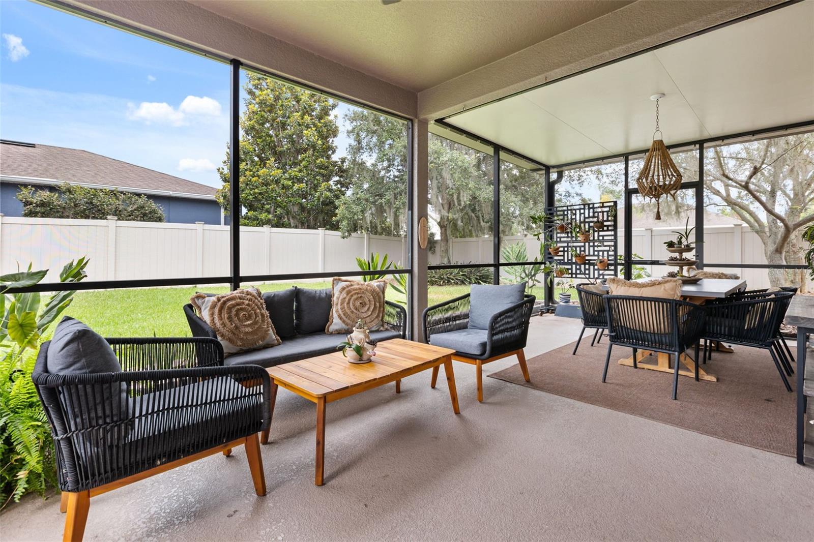 LAKE COVE POINTE - Residential
