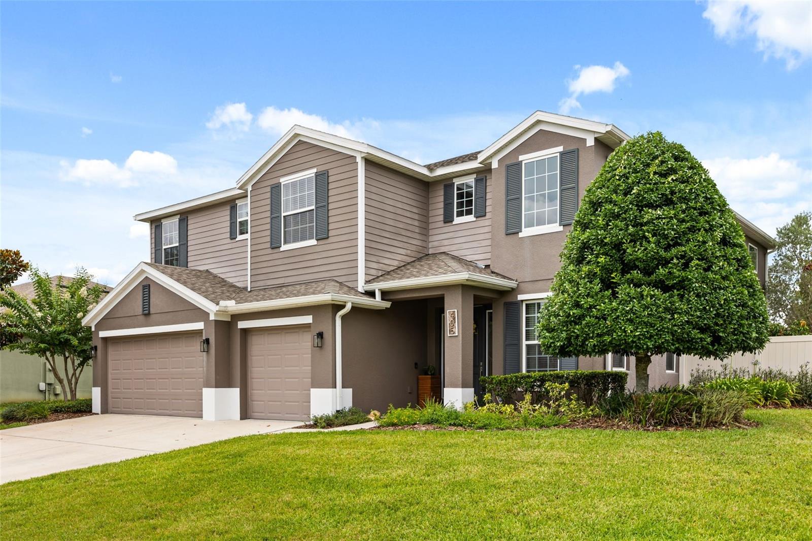 LAKE COVE POINTE - Residential