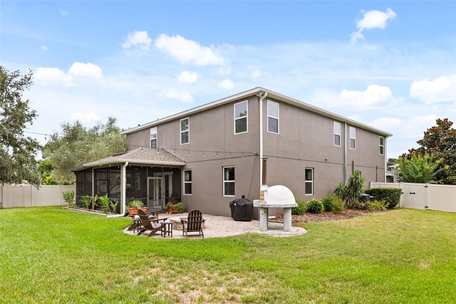 LAKE COVE POINTE - Residential