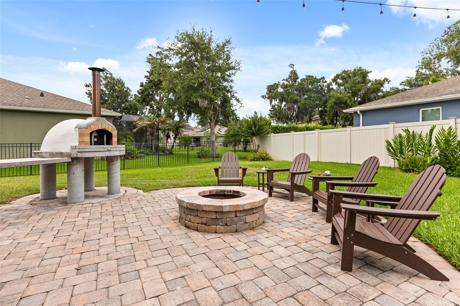 LAKE COVE POINTE - Residential