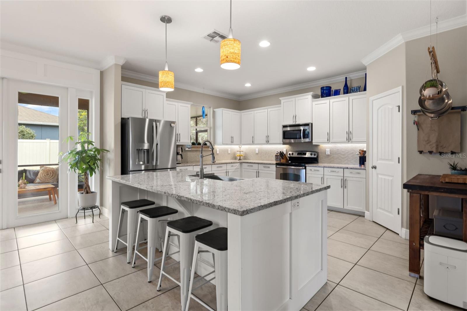 LAKE COVE POINTE - Residential