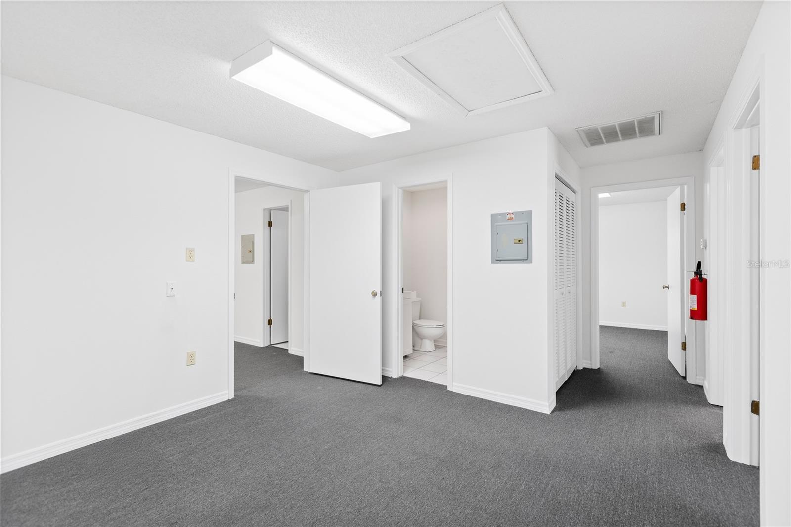 OAKRIDGE OFFICE CNTR A CONDO - Commercial Sale