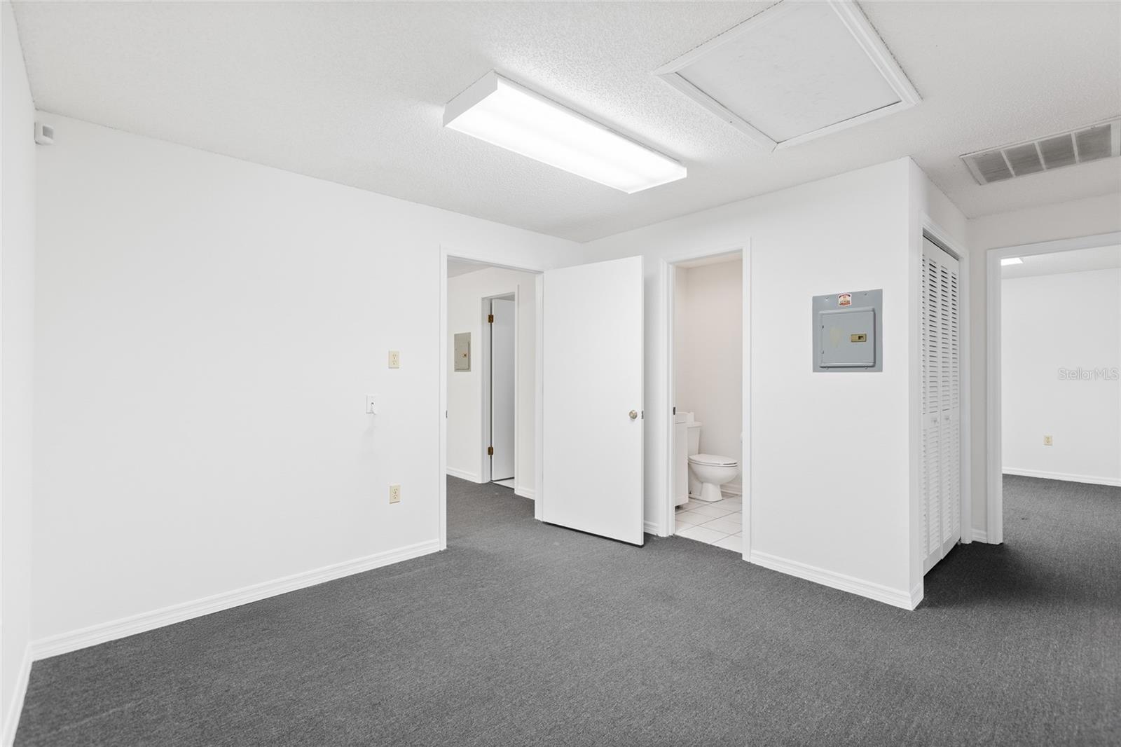OAKRIDGE OFFICE CNTR A CONDO - Commercial Sale