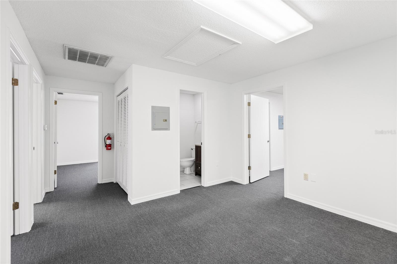 OAKRIDGE OFFICE CNTR A CONDO - Commercial Sale