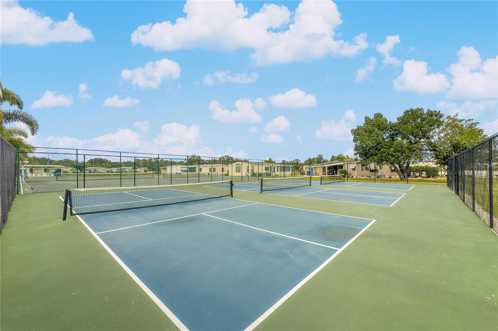 RIDGEWOOD OAKS PH I - Residential