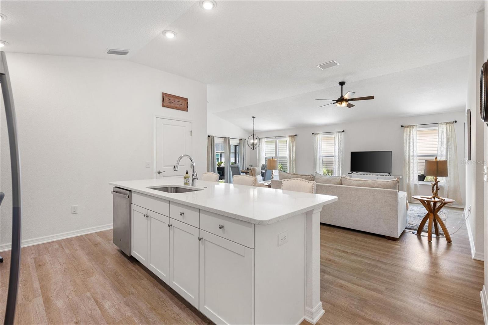VILLAGE OF LAKE DENHAM - Residential