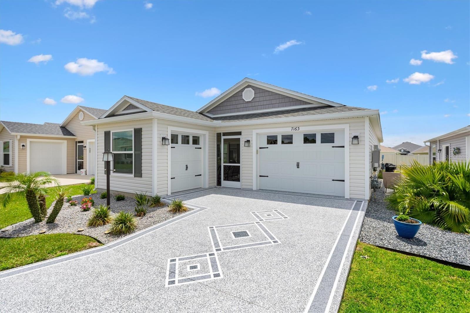 VILLAGE OF LAKE DENHAM - Residential