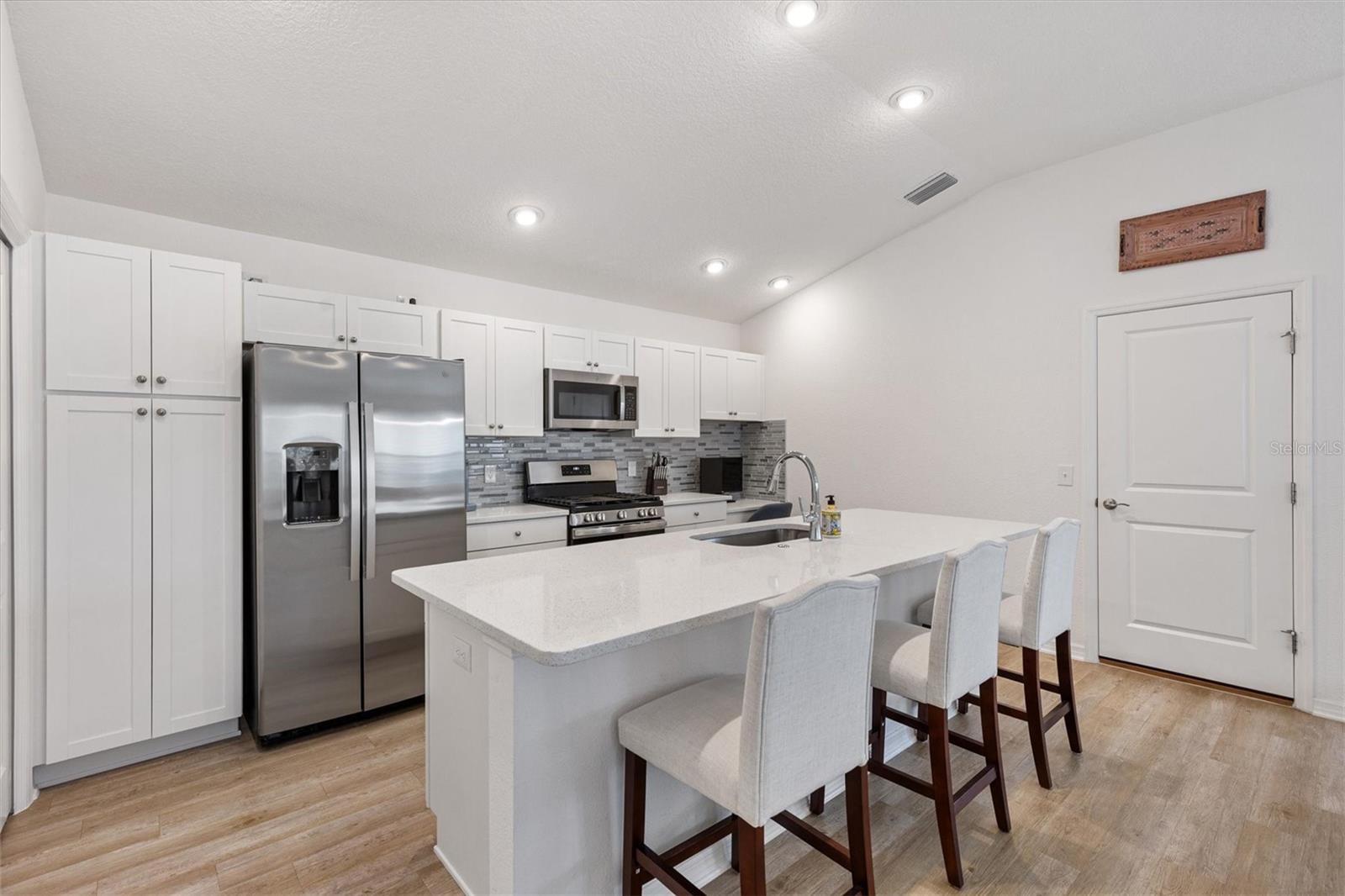 VILLAGE OF LAKE DENHAM - Residential