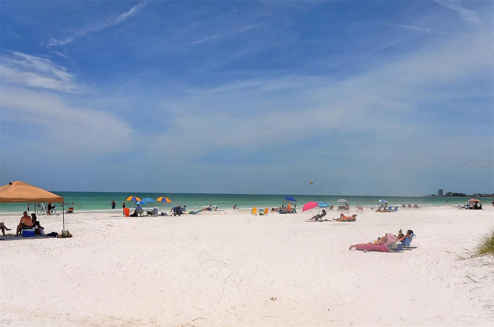 SIESTA SANDS RESORT - Residential