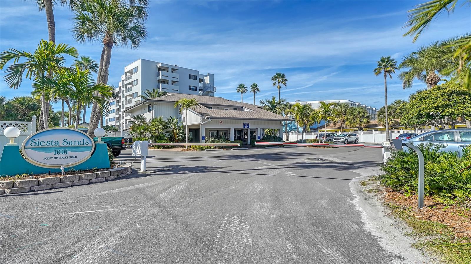 SIESTA SANDS RESORT - Residential