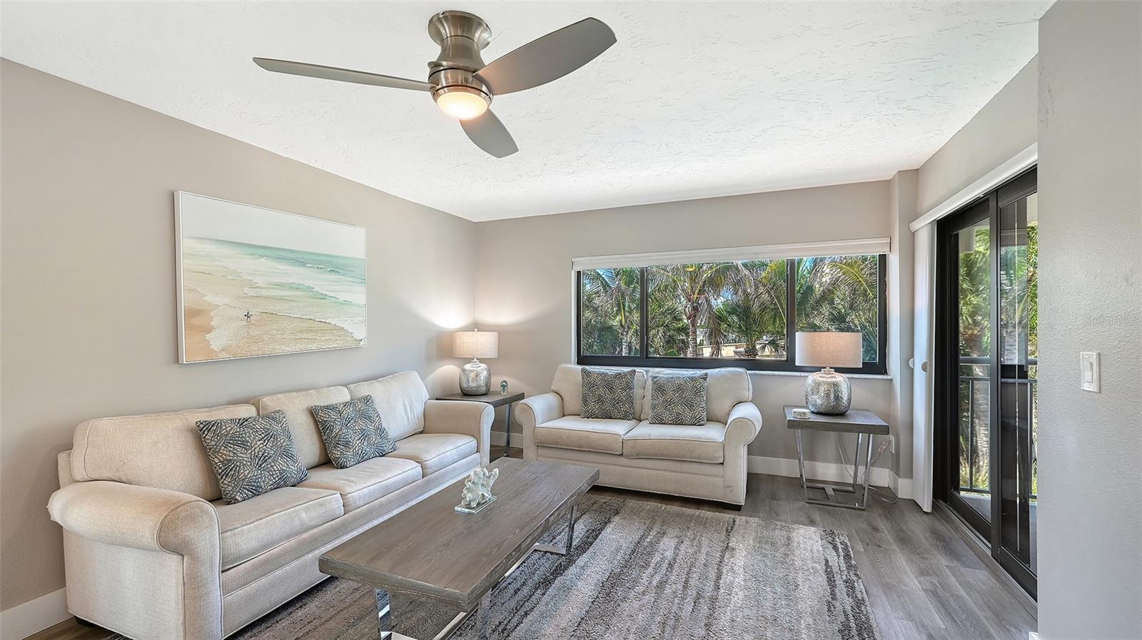 SIESTA SANDS RESORT - Residential