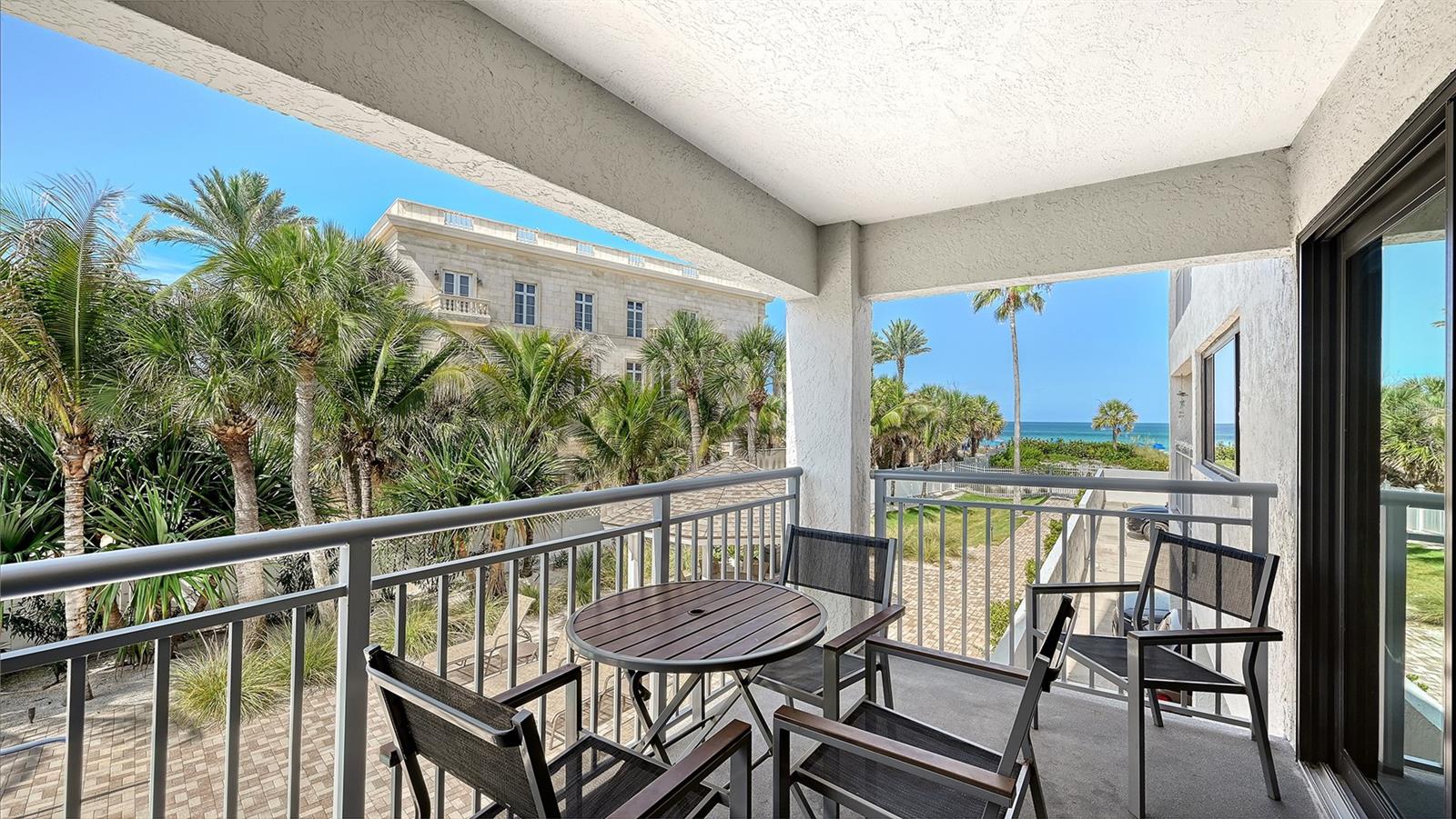 SIESTA SANDS RESORT - Residential