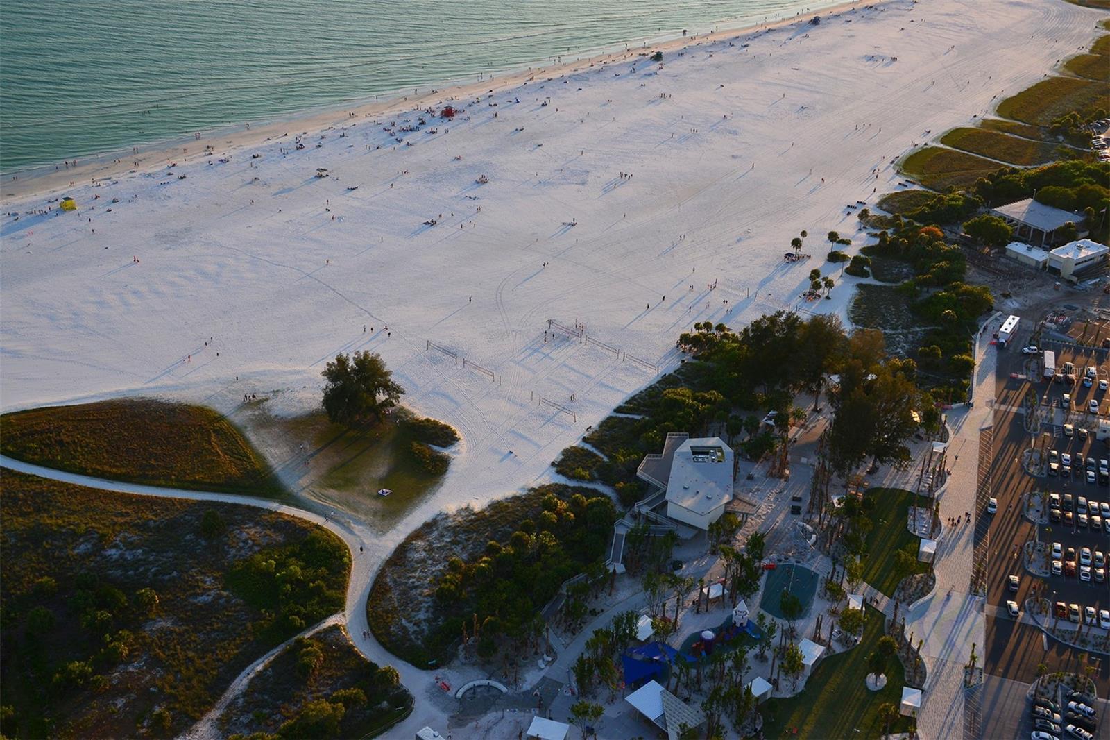SIESTA SANDS RESORT - Residential