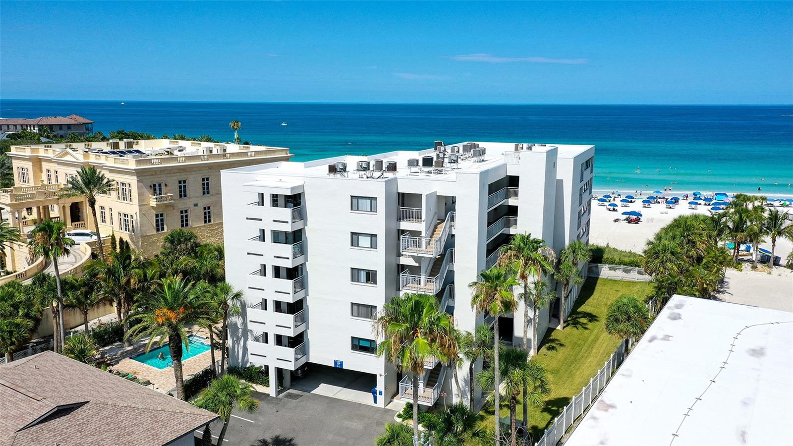 SIESTA SANDS RESORT - Residential