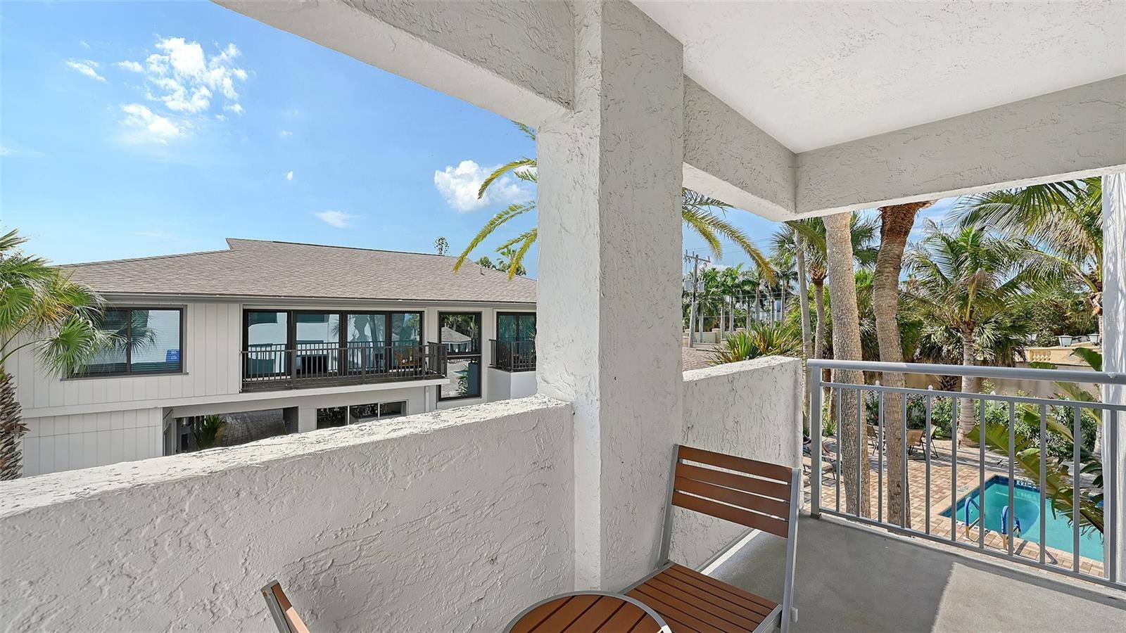 SIESTA SANDS RESORT - Residential