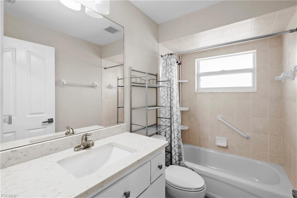 PUNTA GORDA ISLES SEC 18 - Residential