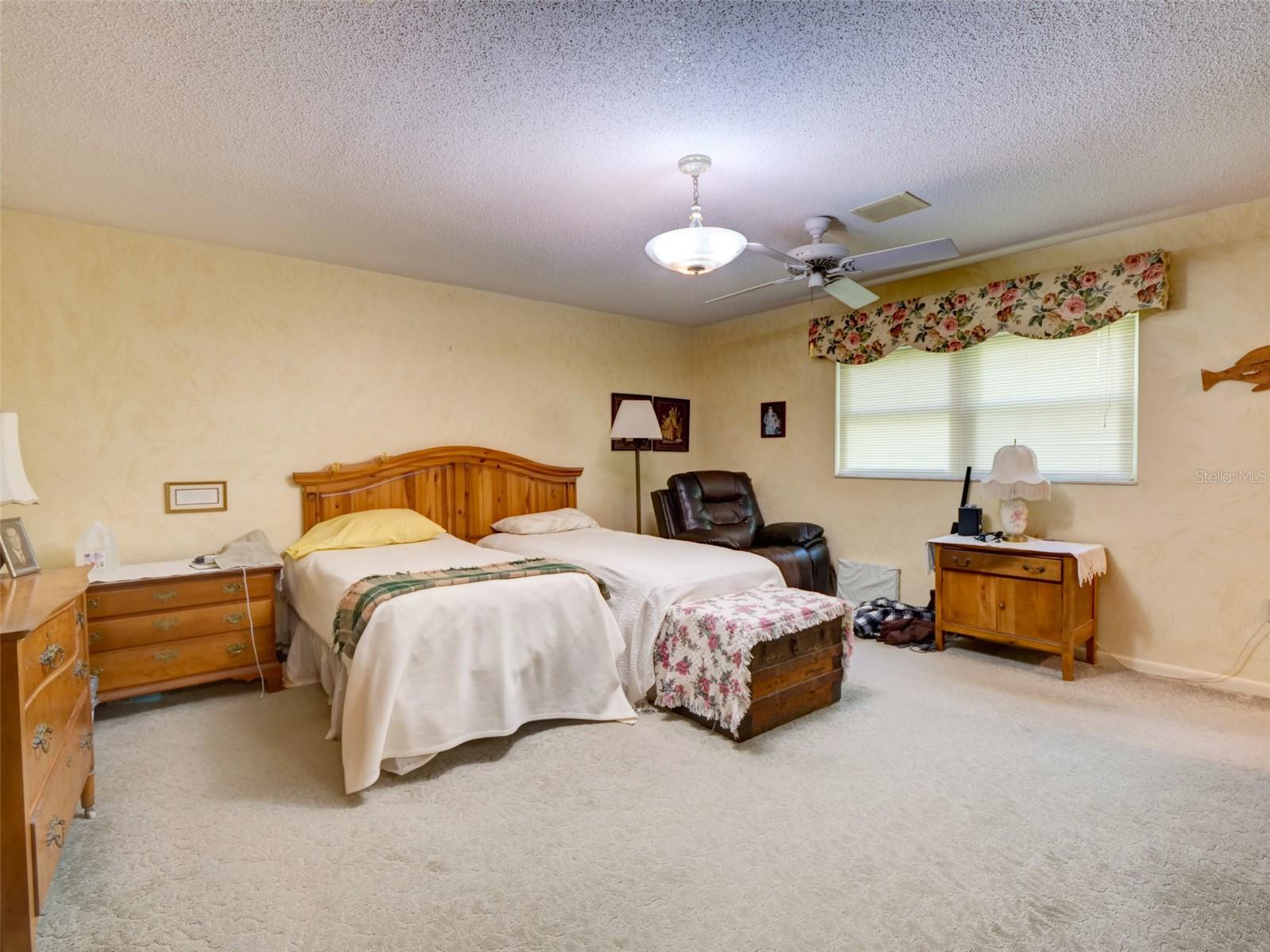 BUSHNELL - Residential