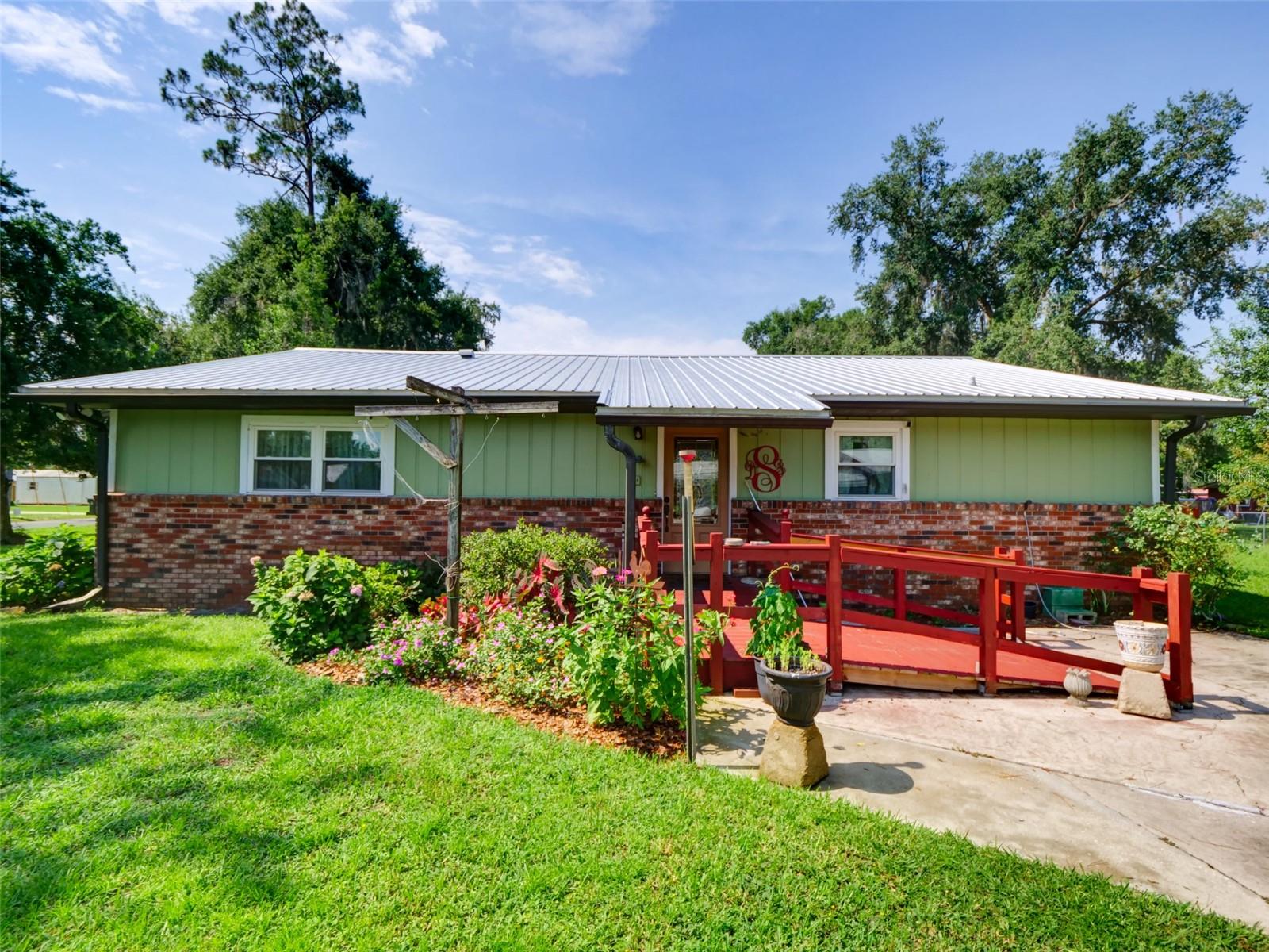 BUSHNELL - Residential