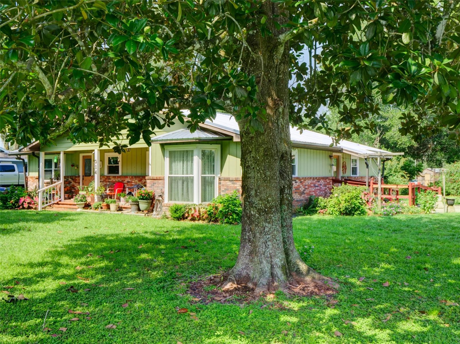 BUSHNELL - Residential