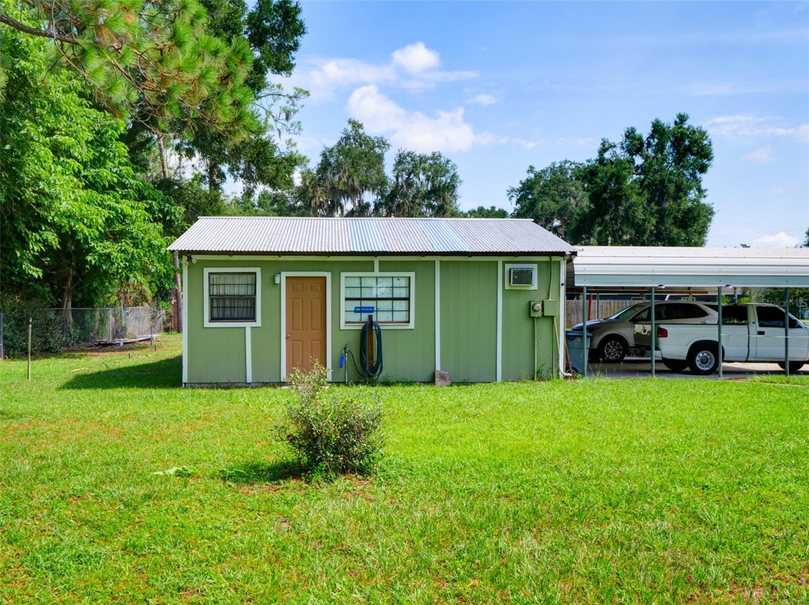 BUSHNELL - Residential