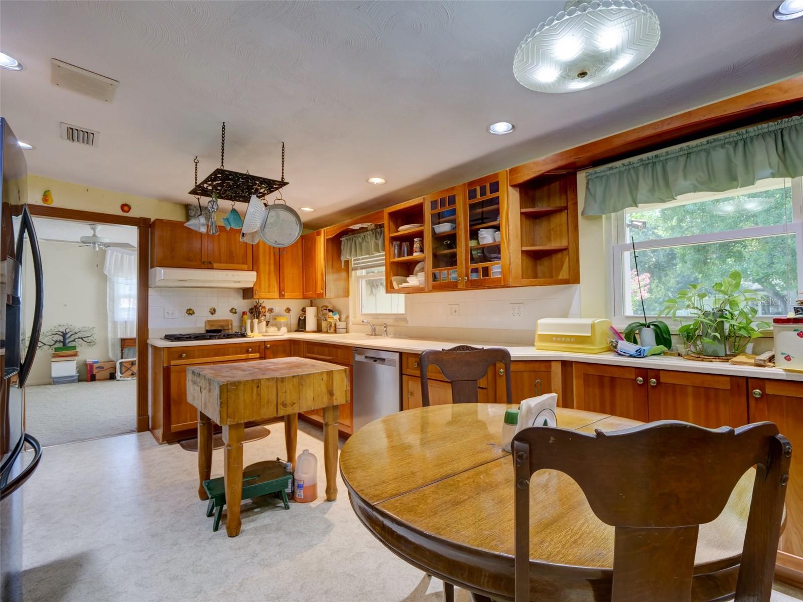 BUSHNELL - Residential