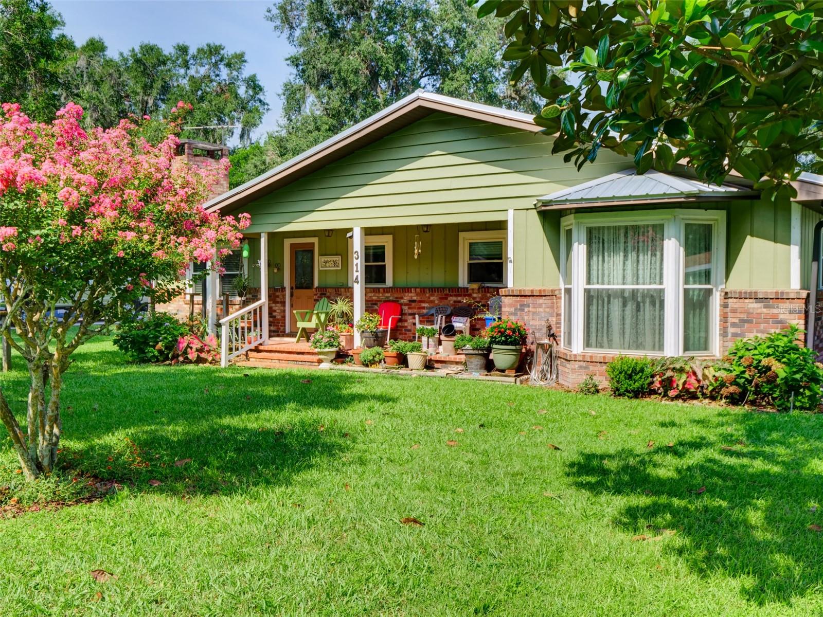 BUSHNELL - Residential