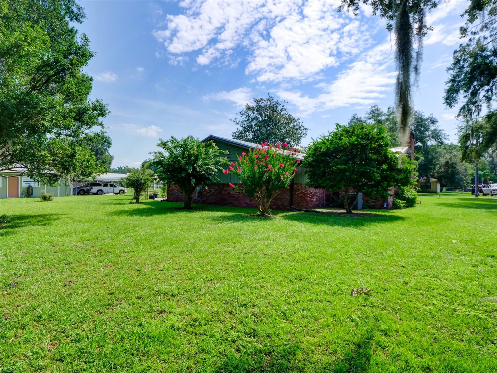 BUSHNELL - Residential