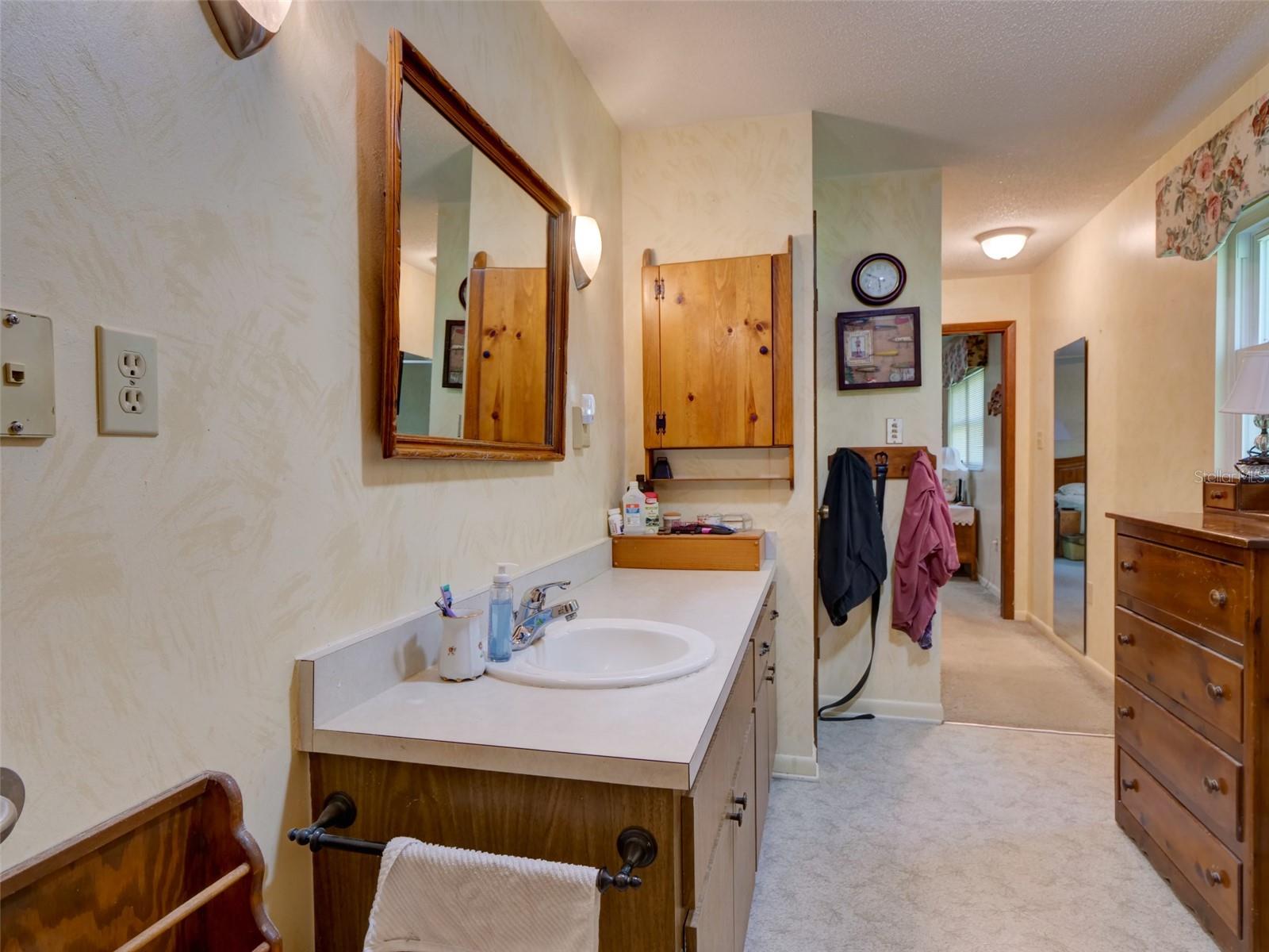 BUSHNELL - Residential