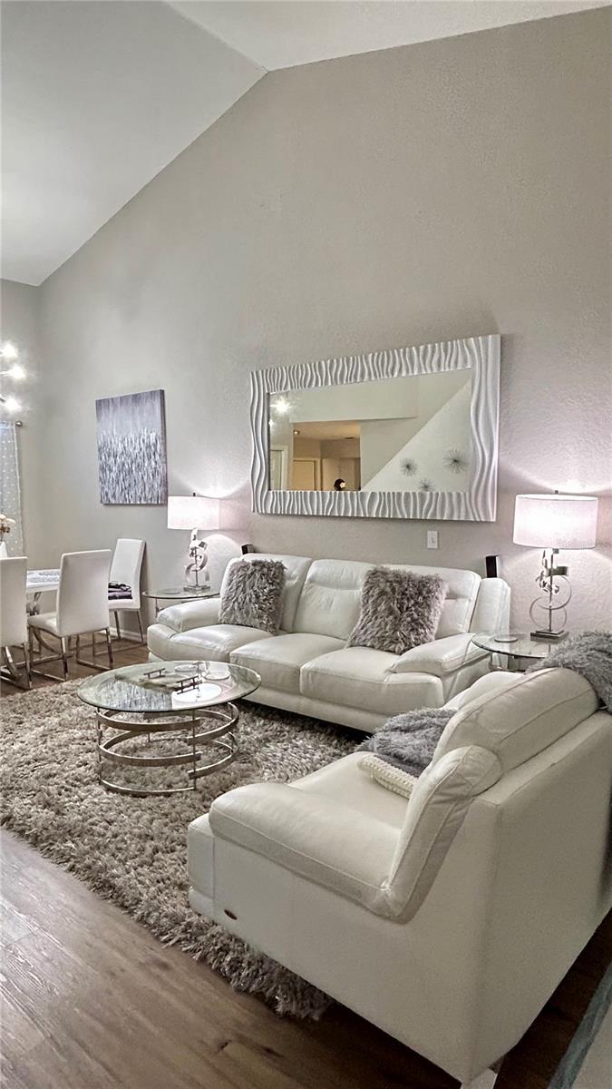 LAKE HERON PH 08 09 - Residential Lease