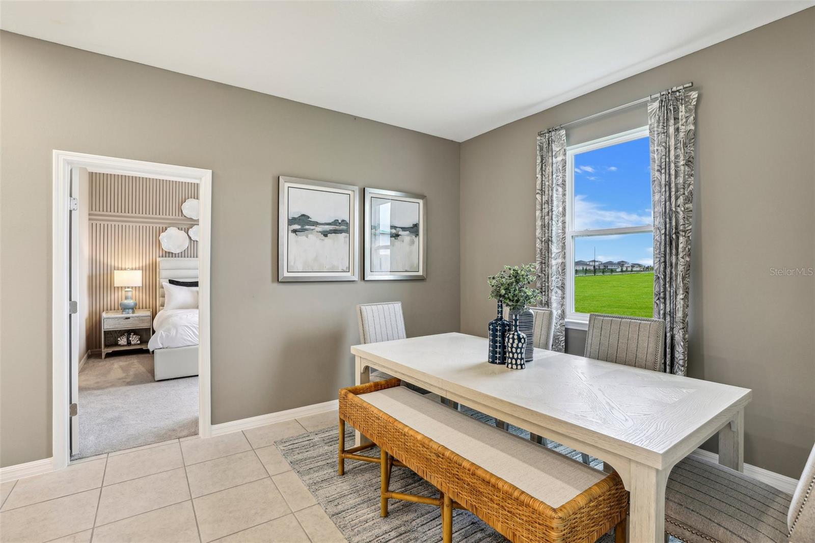 SILVER LAKE POINTE - Residential