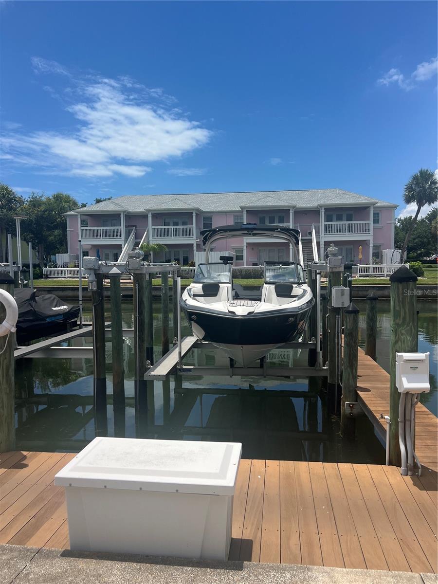 WATERSIDE AT COQUINA KEY DOCK CONDO - Residential