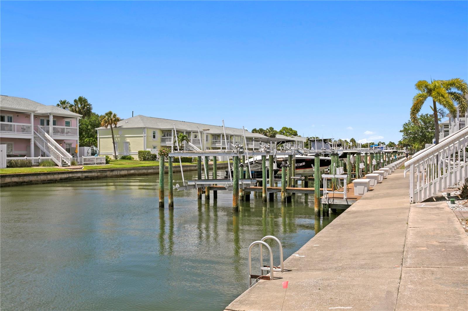 WATERSIDE AT COQUINA KEY DOCK CONDO - Residential