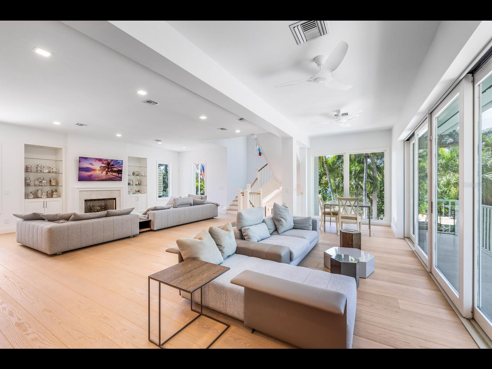 ACREAGE & UNREC - Residential
