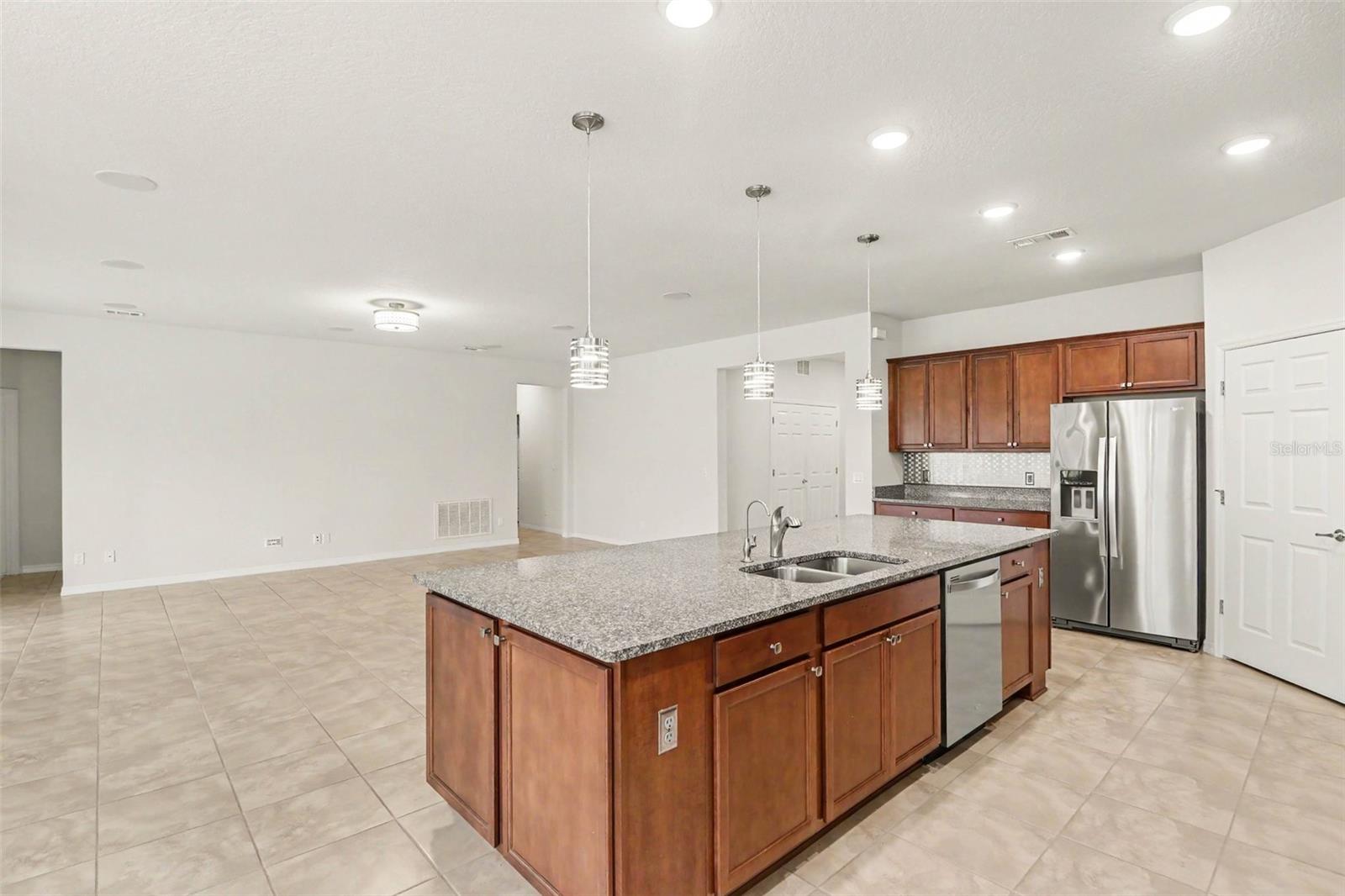 SPLIT OAK ESTATES - Residential