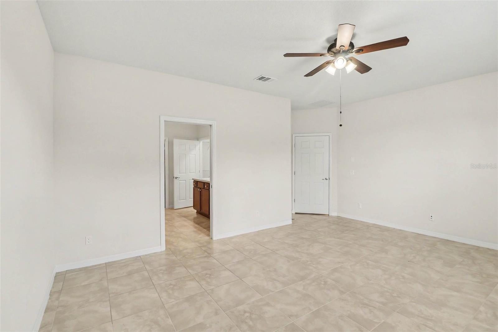 SPLIT OAK ESTATES - Residential
