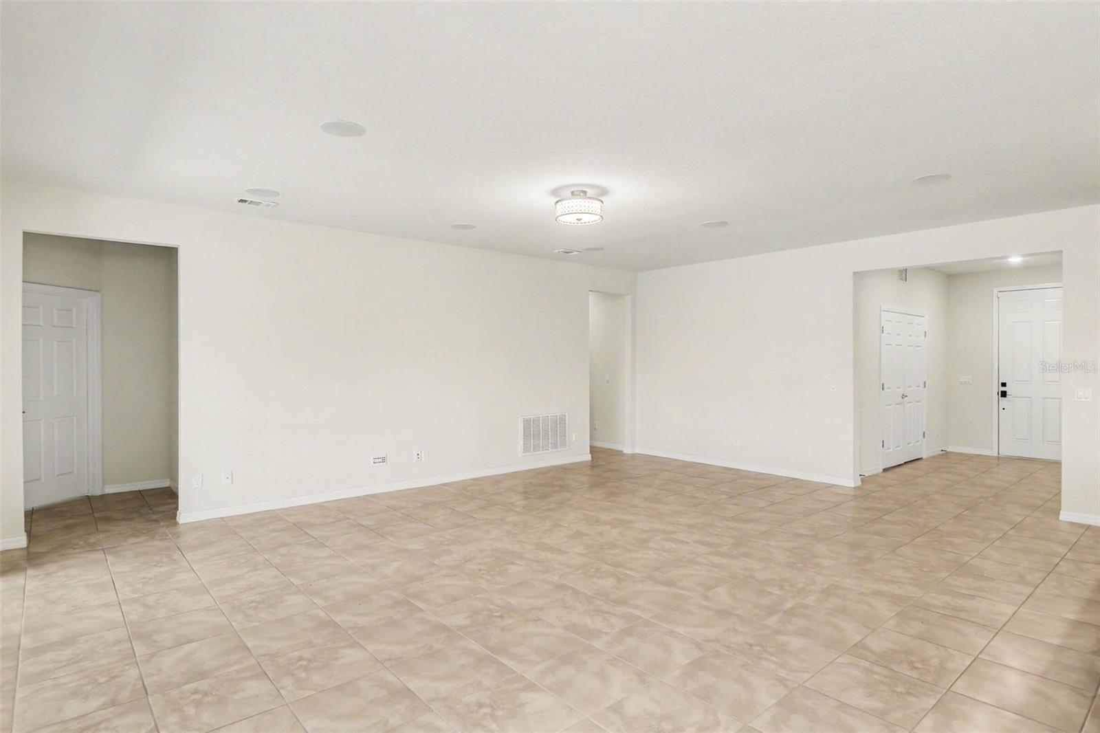 SPLIT OAK ESTATES - Residential