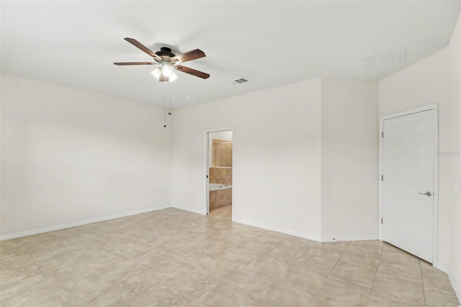 SPLIT OAK ESTATES - Residential