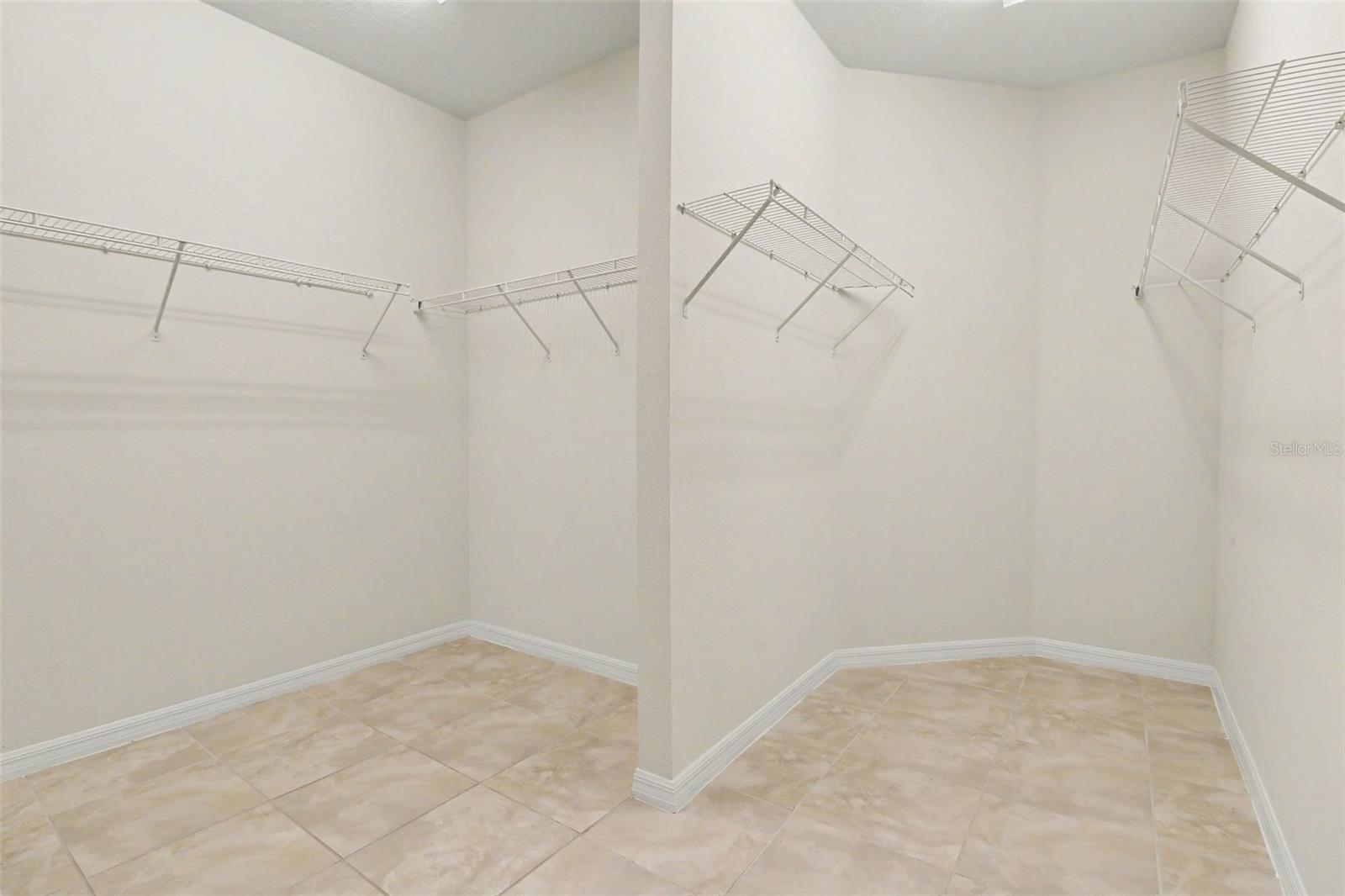 SPLIT OAK ESTATES - Residential