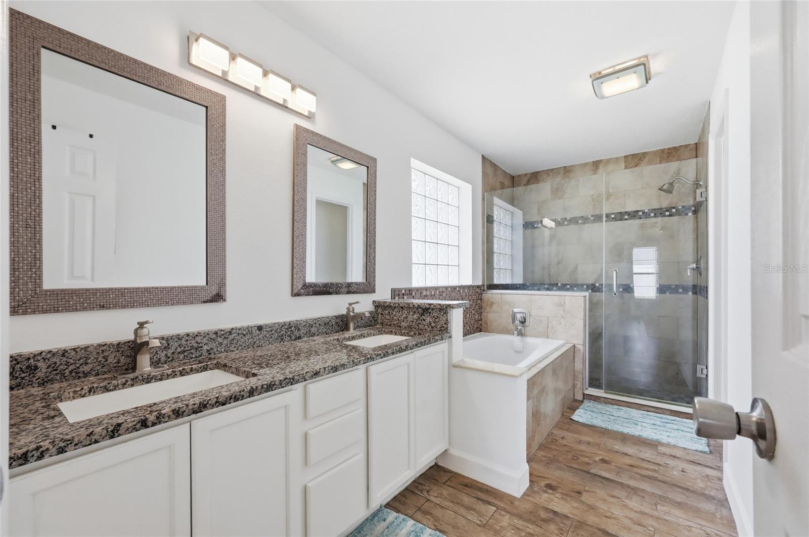 ARBORS PH 1 - Residential
