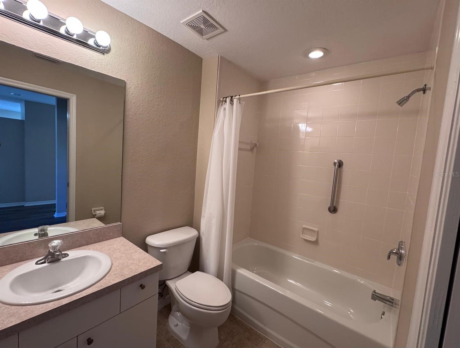 COLONY AT SABAL TRACE PH 01 - Residential Lease