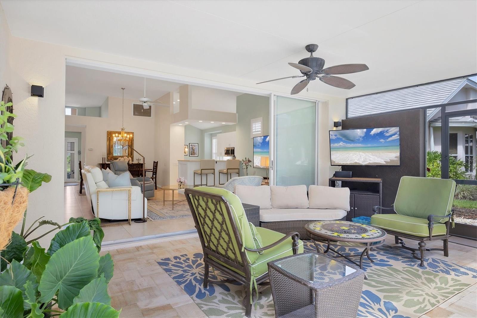 UNIVERSITY PARK COUNTRY CLUB - Residential