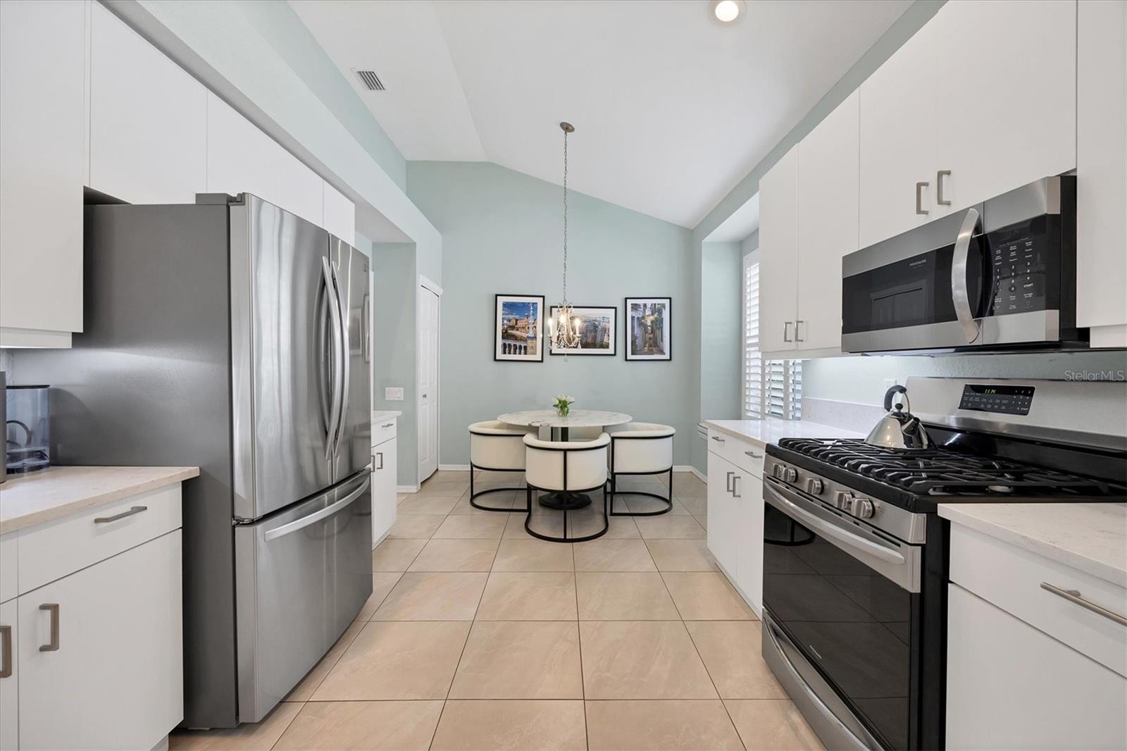 UNIVERSITY PARK COUNTRY CLUB - Residential
