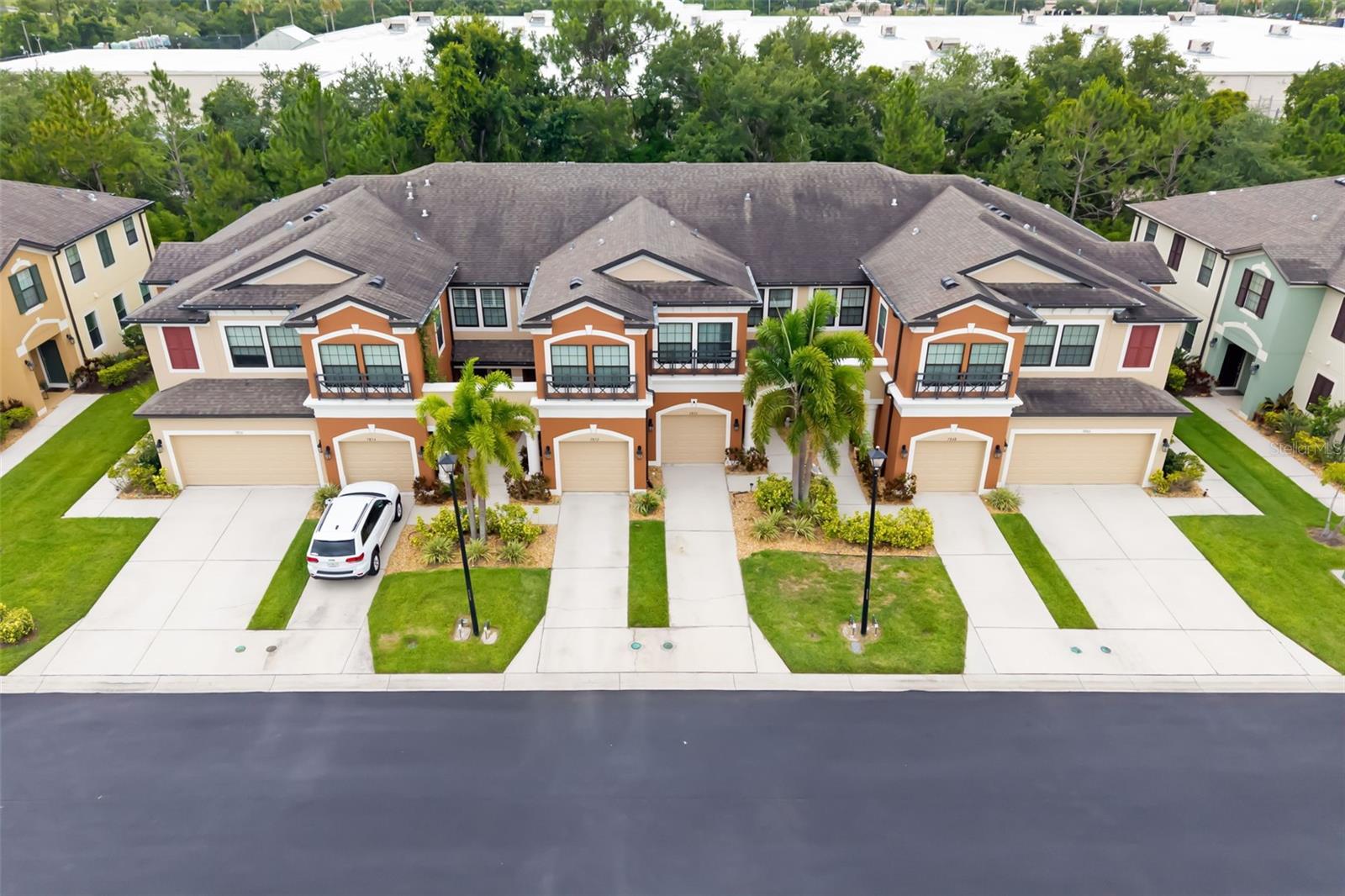 CREEKWOOD TWNHMS - Residential
