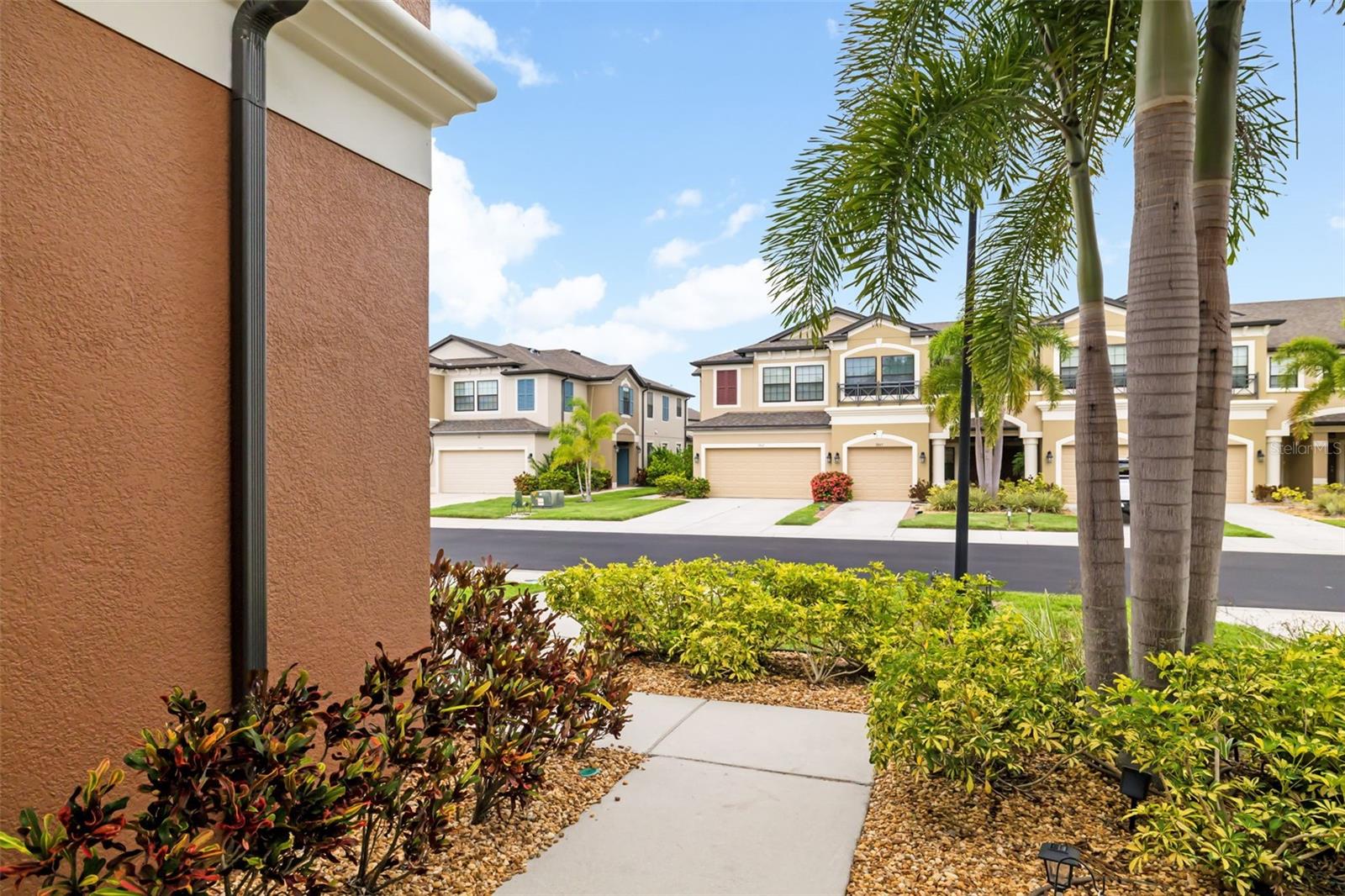 CREEKWOOD TWNHMS - Residential