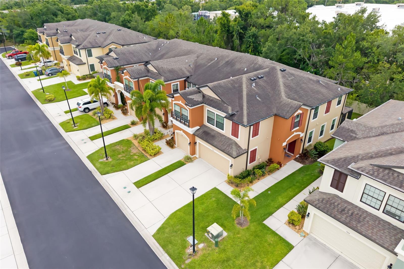 CREEKWOOD TWNHMS - Residential