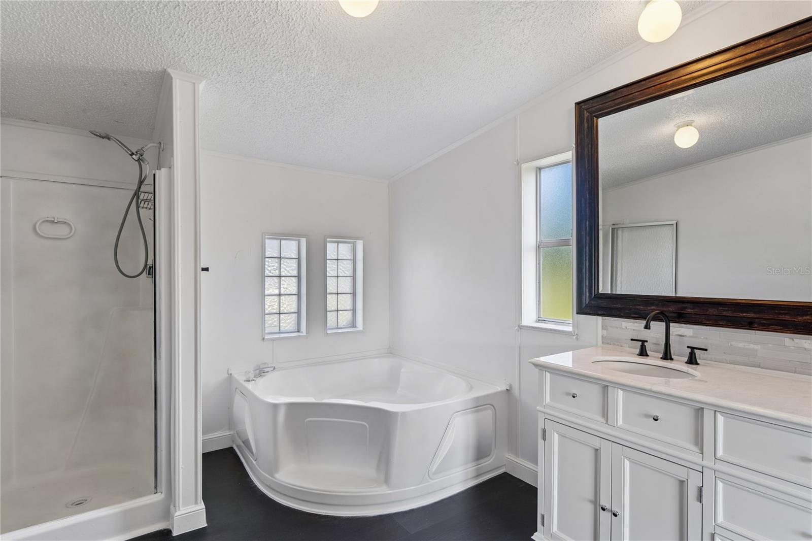 TANGERINE ESTATES - Residential