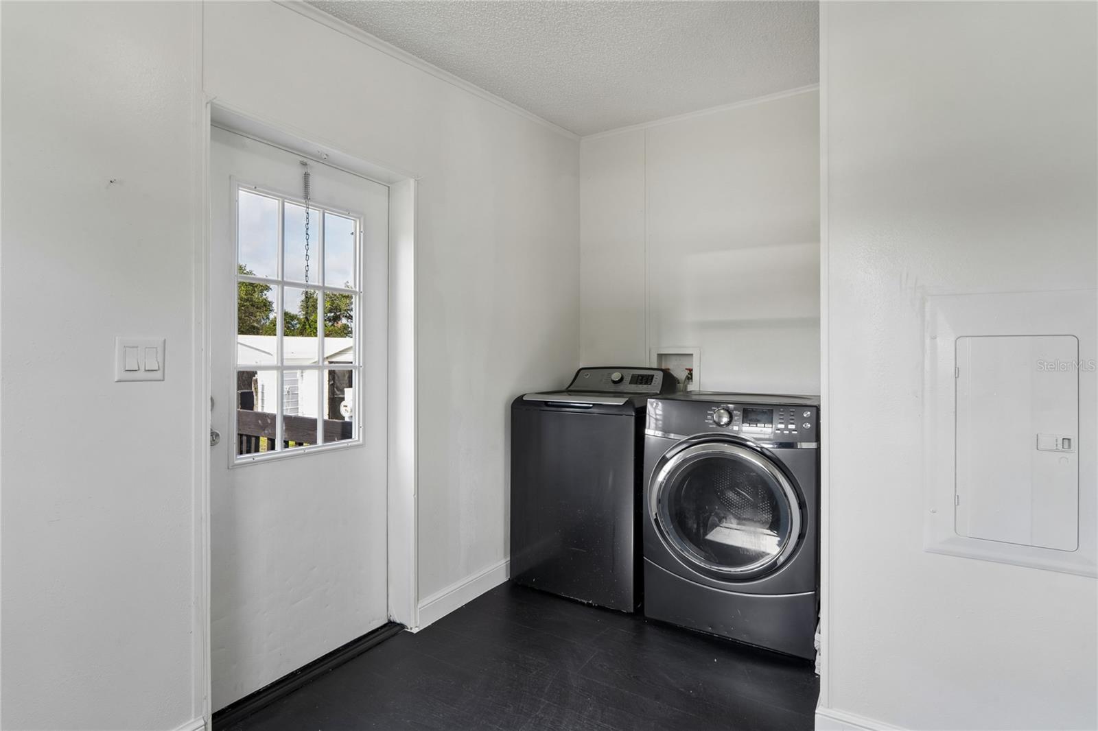 TANGERINE ESTATES - Residential