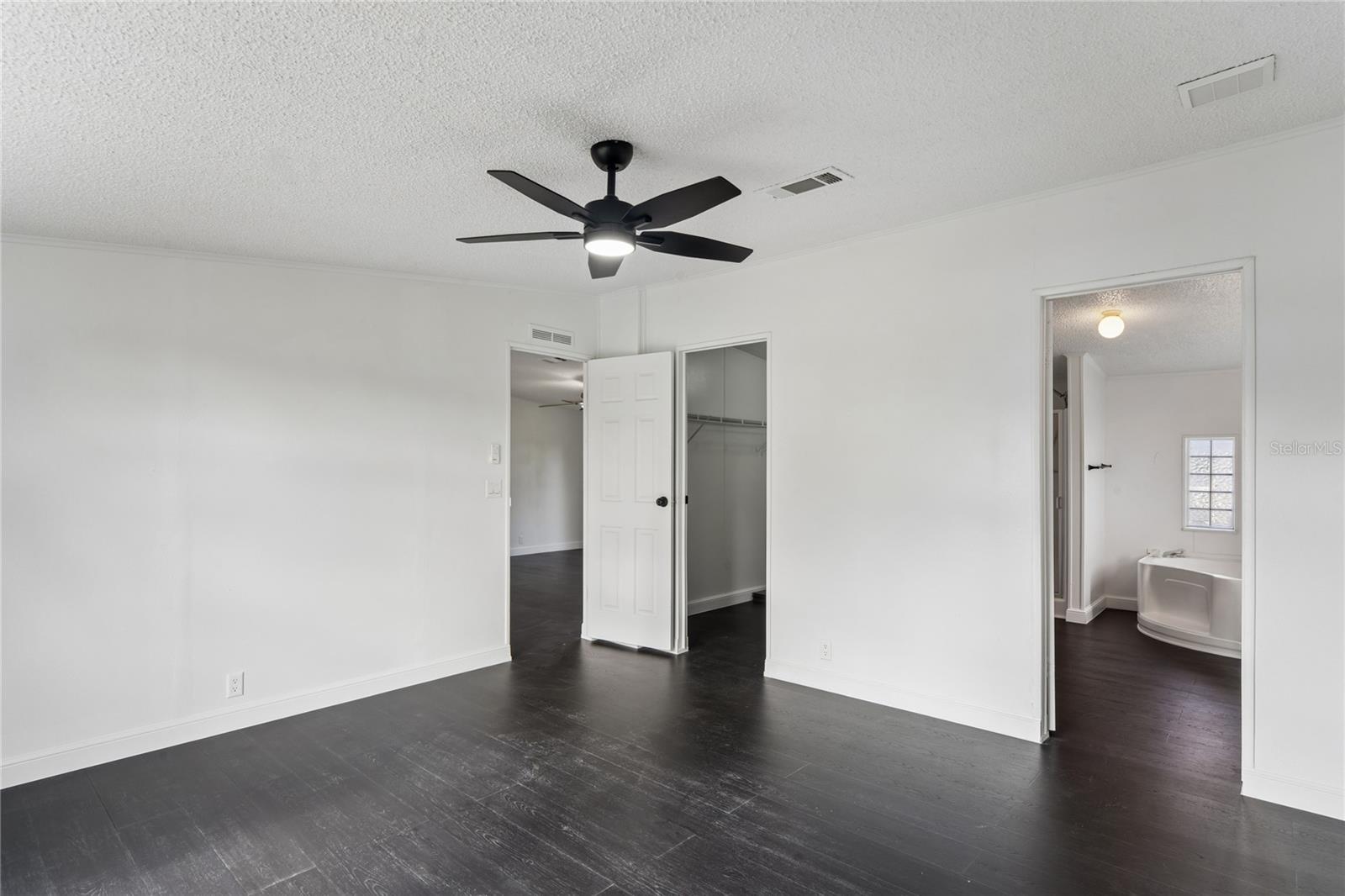 TANGERINE ESTATES - Residential
